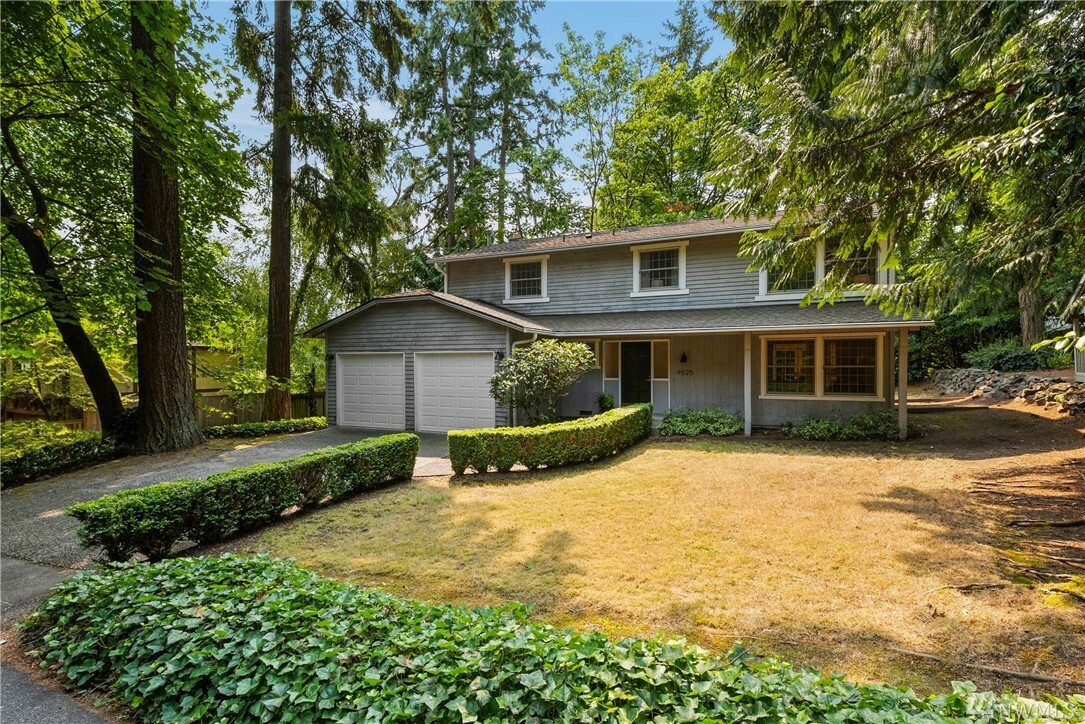 Property Photo:  9525 SE 69th St  WA 98040 