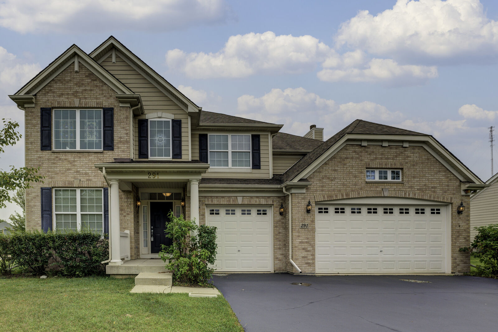 Property Photo:  291 Sonora Drive  IL 60124 
