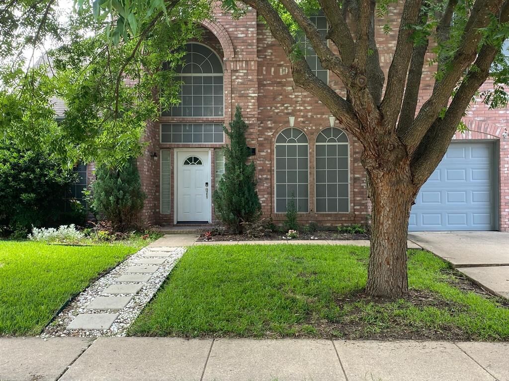 Property Photo:  5600 Belle Chasse Lane  TX 75035 