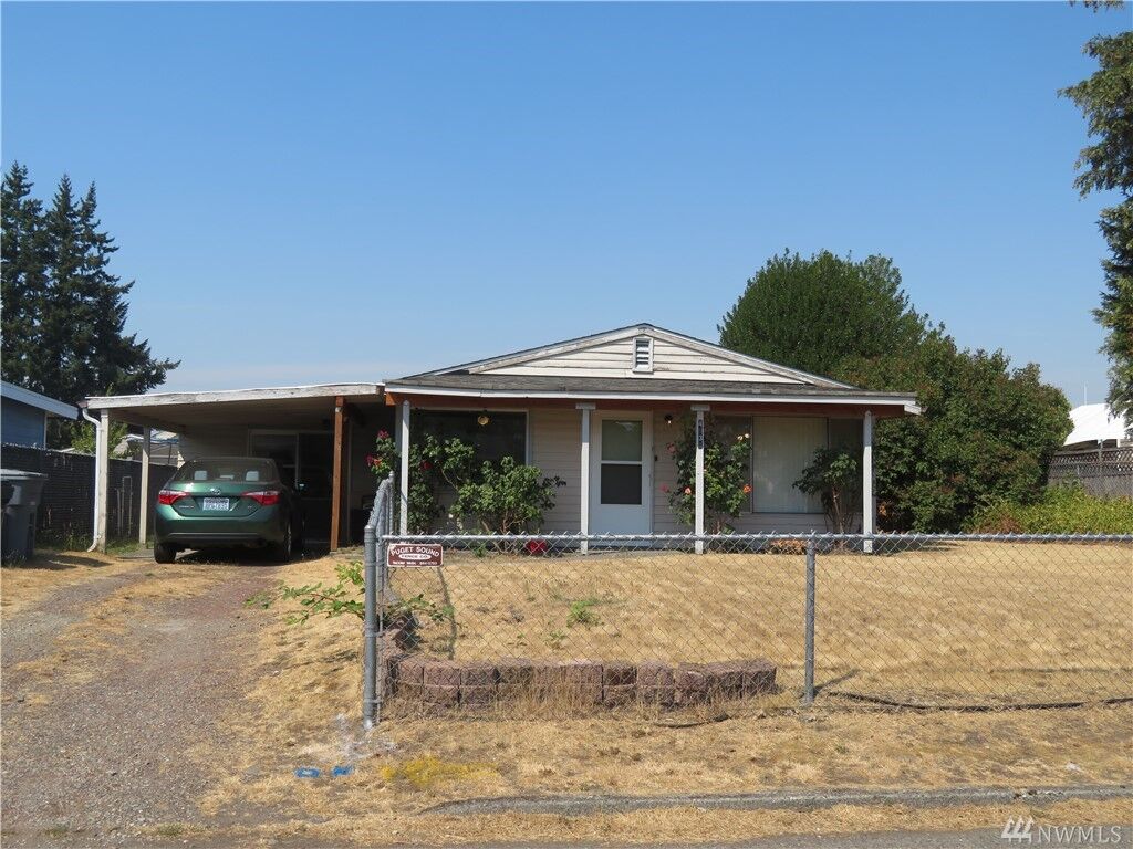 Property Photo:  4931 Yew Lane SW  WA 98499 