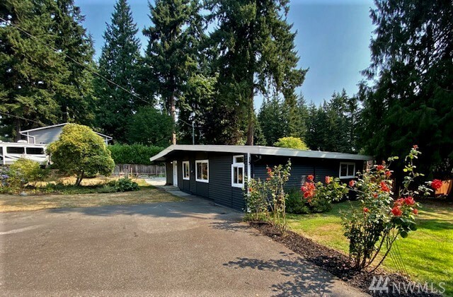 Property Photo:  15 137th St SW  WA 98208 