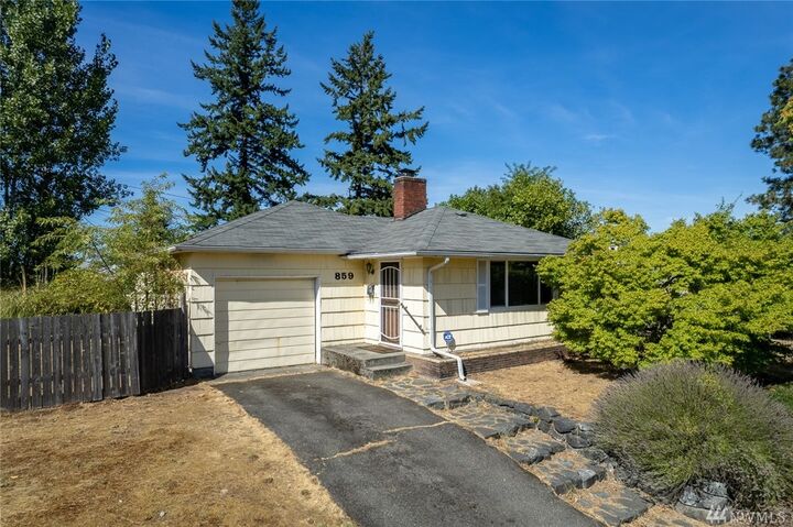 859 S 35th St  Tacoma WA 98418 photo