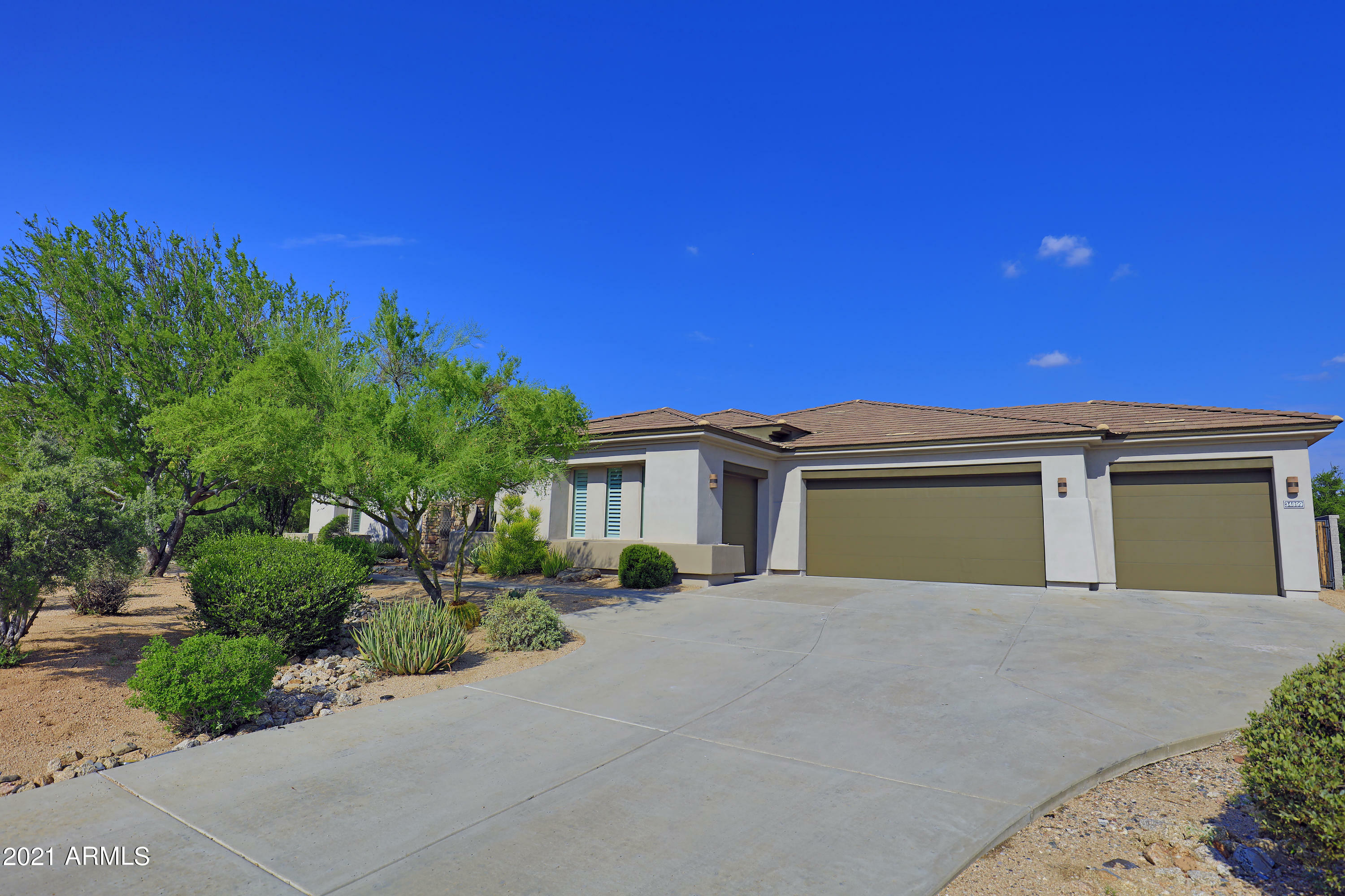 34899 N Desert Winds Circle  Carefree AZ 85377 photo