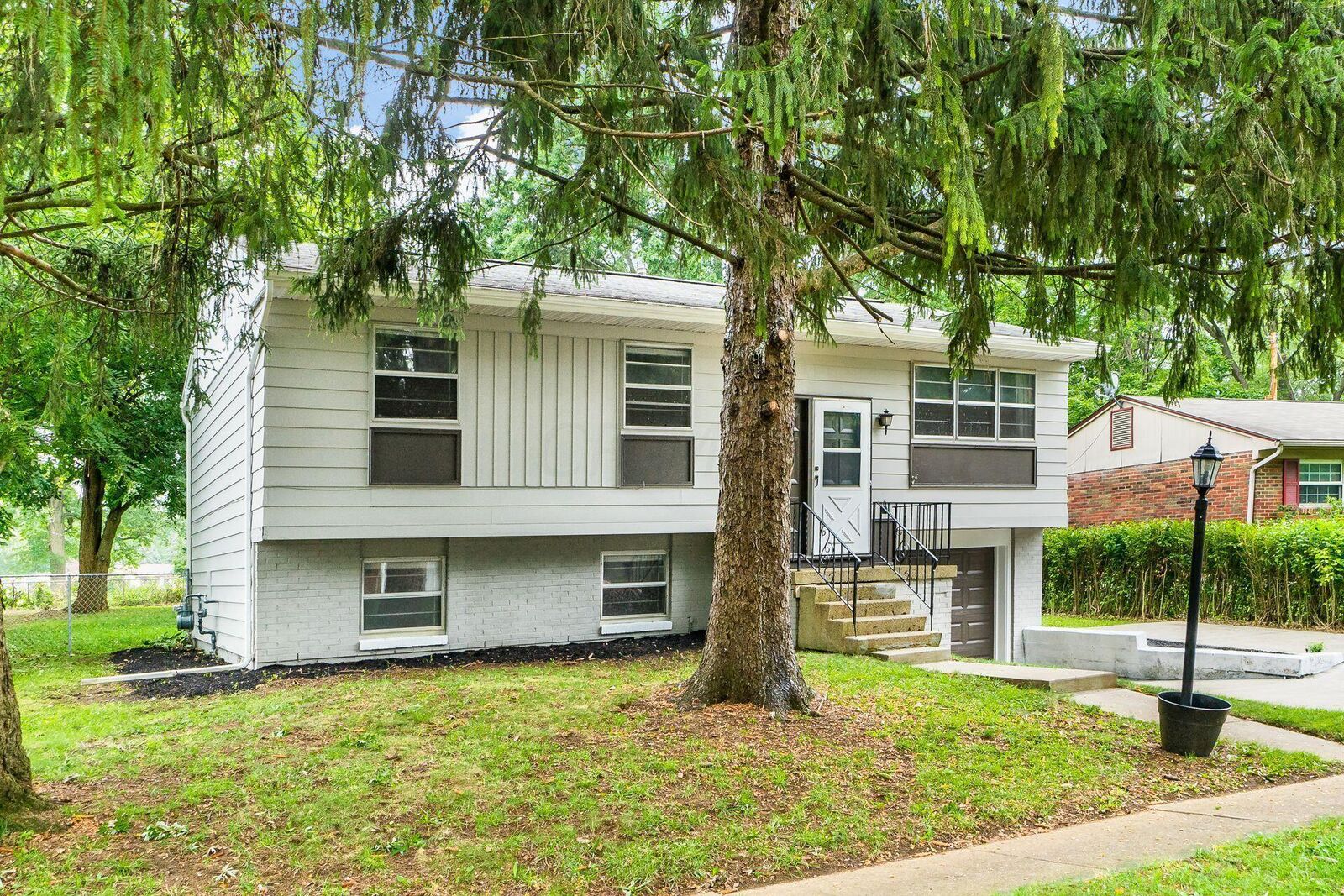 Property Photo:  5591 Norcross Road  OH 43229 