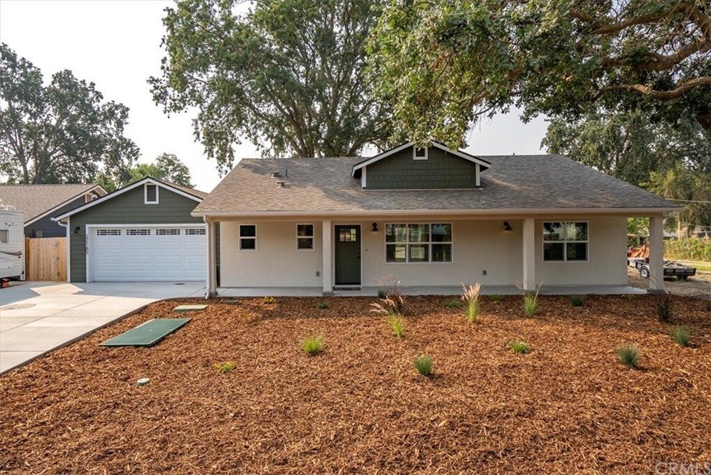 Property Photo: 22185 H Street CA 93453