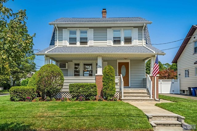 Property Photo:  33 Vreeland Avenue  NJ 07506 