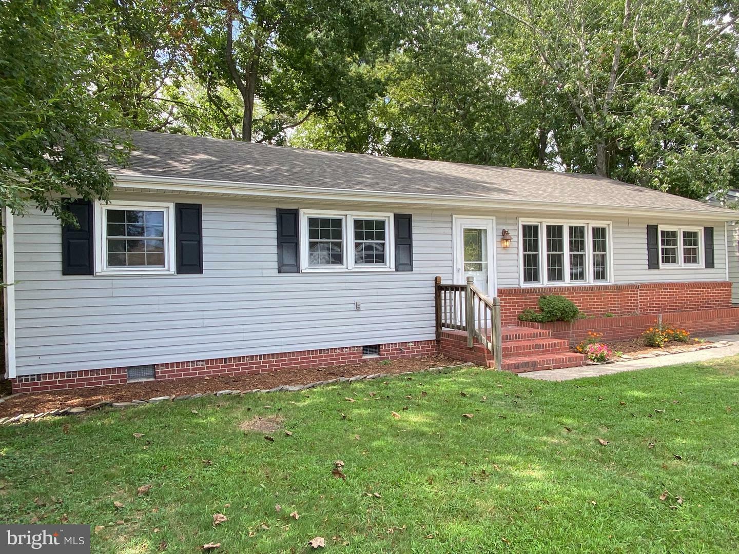 Property Photo:  1402 Westchester Street  MD 21801 