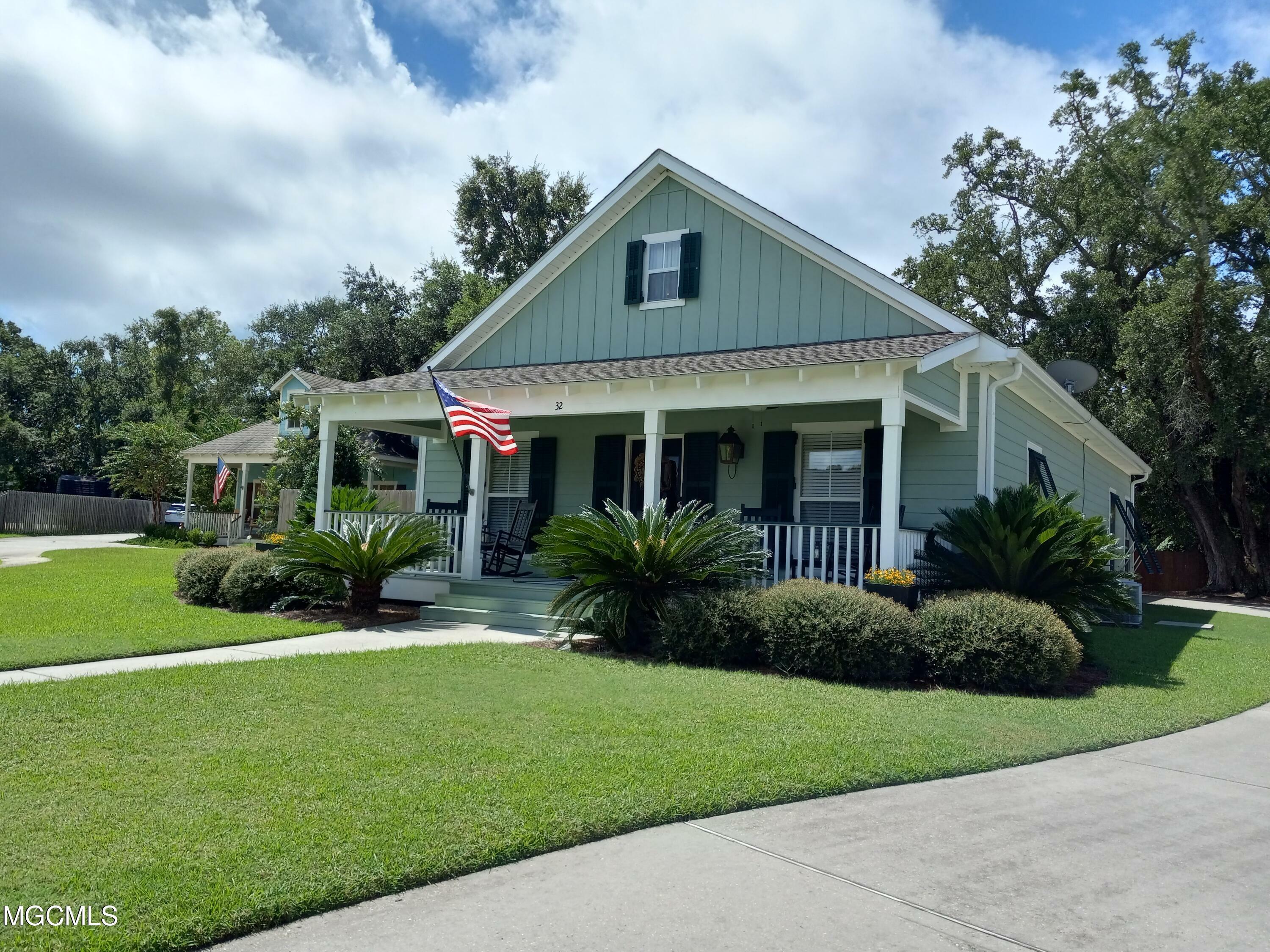 Property Photo:  32 Le Petit Cove  MS 39560 