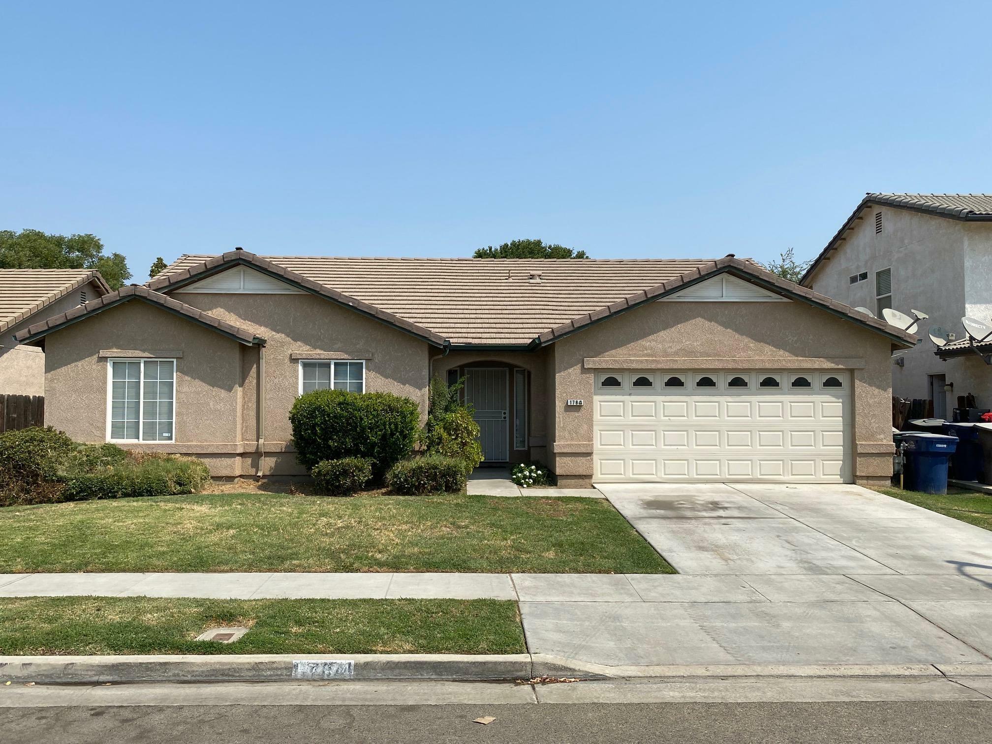 1784 Mt Whitney Avenue  Tulare CA 93274 photo