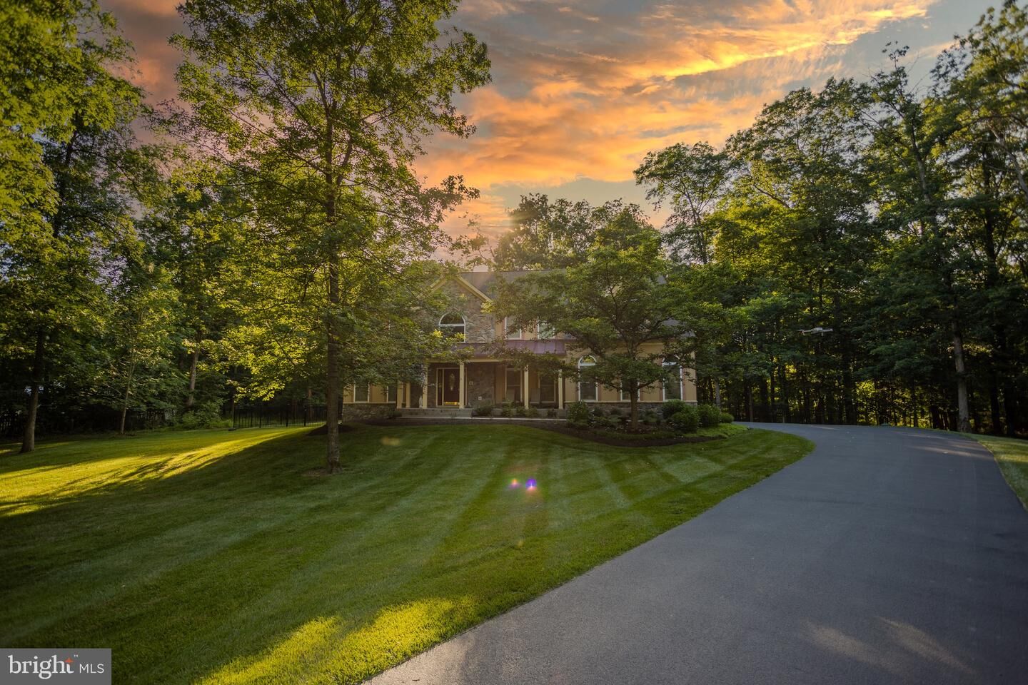 Property Photo:  19663 Lovella Country Court  VA 20132 