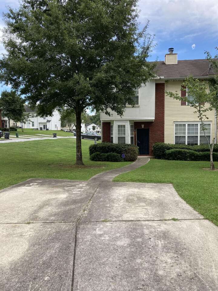 Property Photo:  6104 Camden Forrest Court  GA 30296 