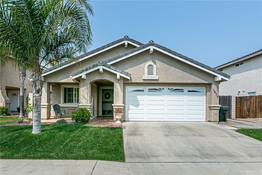 Property Photo:  1839 Veronica Lane  CA 93454 