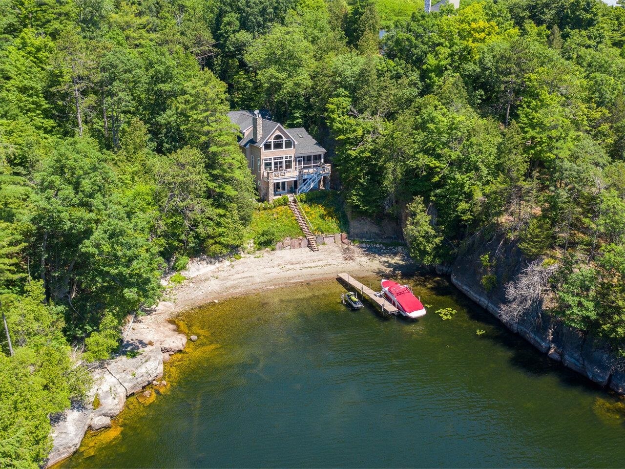 Property Photo:  1065 Red Rock Road  VT 05446 
