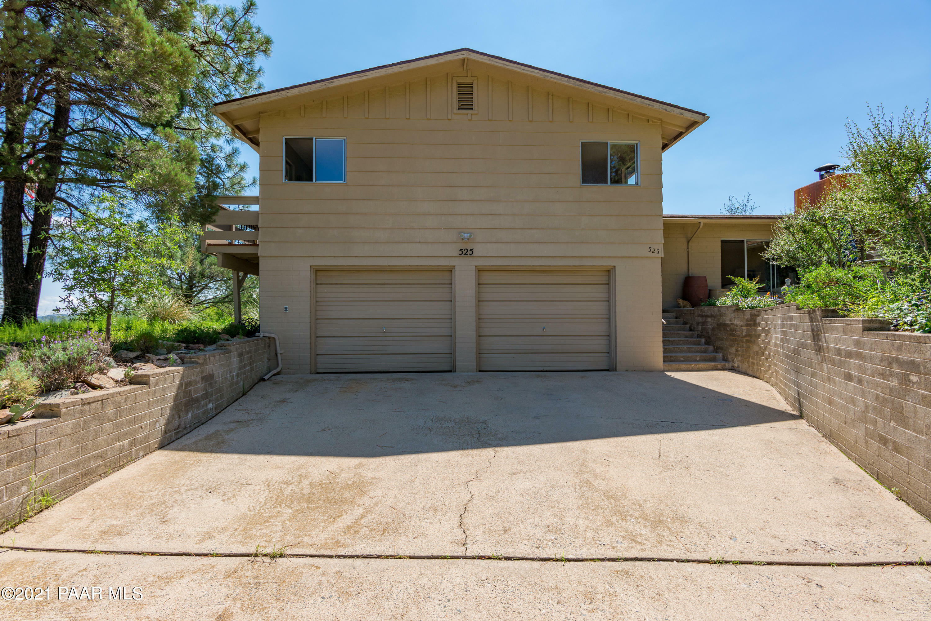 Property Photo:  525 N Hassayampa Drive  AZ 86303 