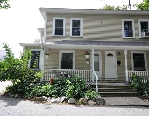 Property Photo:  5 Maple Ct 5  MA 01754 