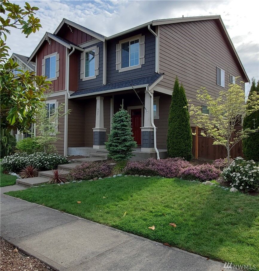 Property Photo:  605 Meadowwood Dr SW  WA 98502 