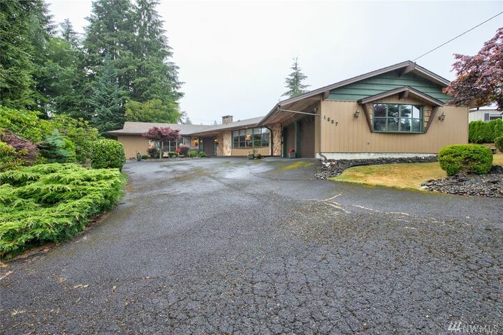 Property Photo: 1807 Sherwood Lane WA 98520