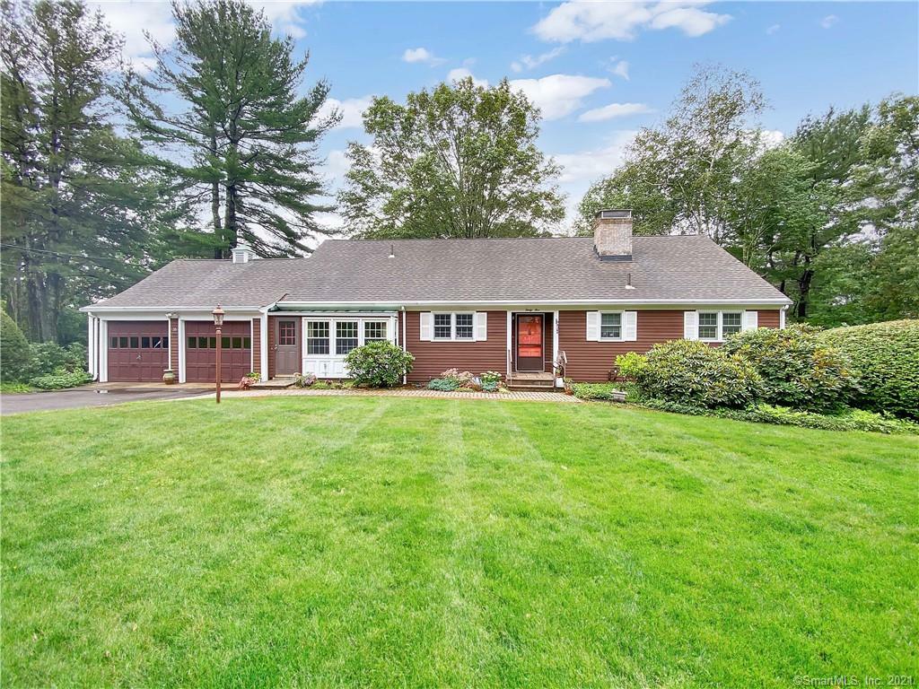 Property Photo: 35 Lakeview Heights CT 06084