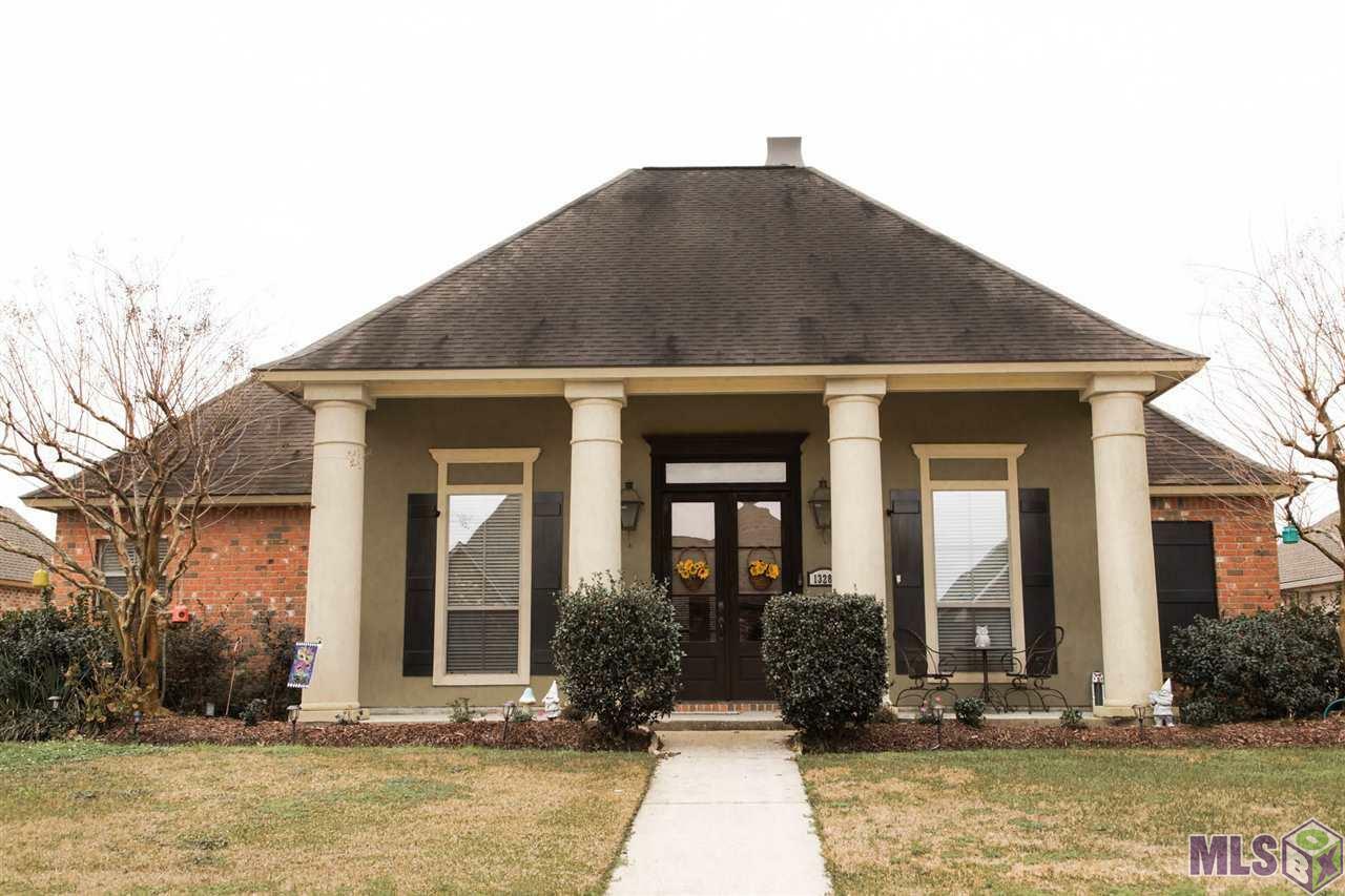 Property Photo: 13282 Brookcrest Dr LA 70785