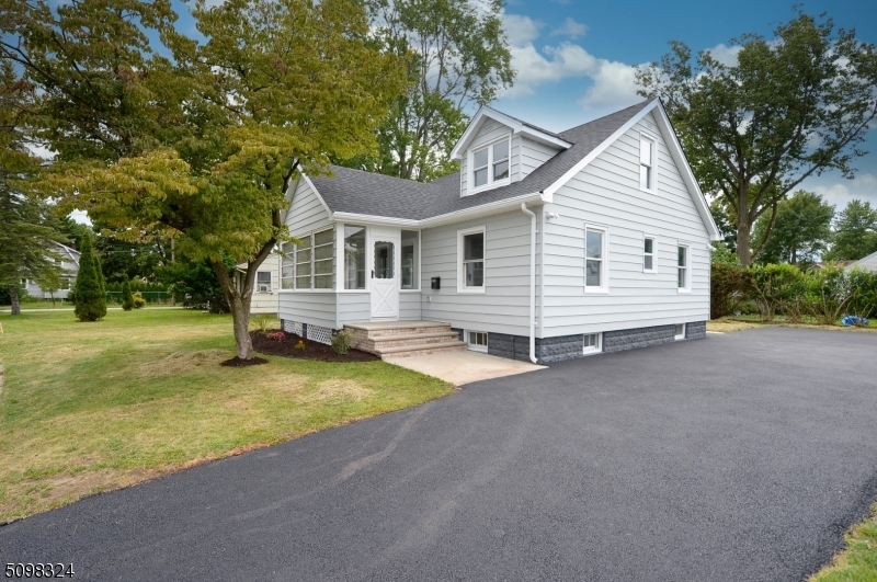 Property Photo: 114 Colfax Ave NJ 07442