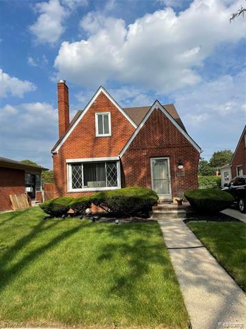 Property Photo:  19266 Greydale Avenue  MI 48219 