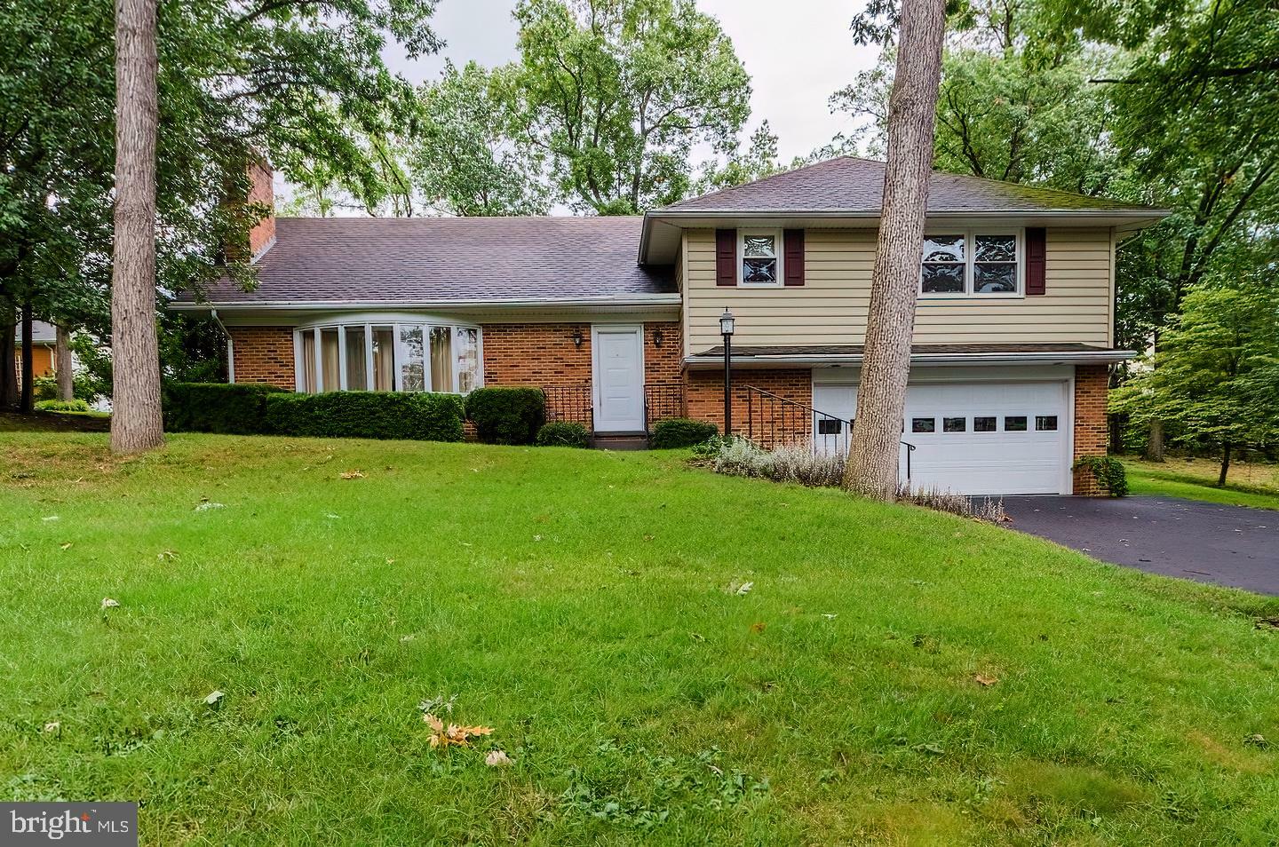 Property Photo:  107 Oak Ridge Lane  VA 22602 