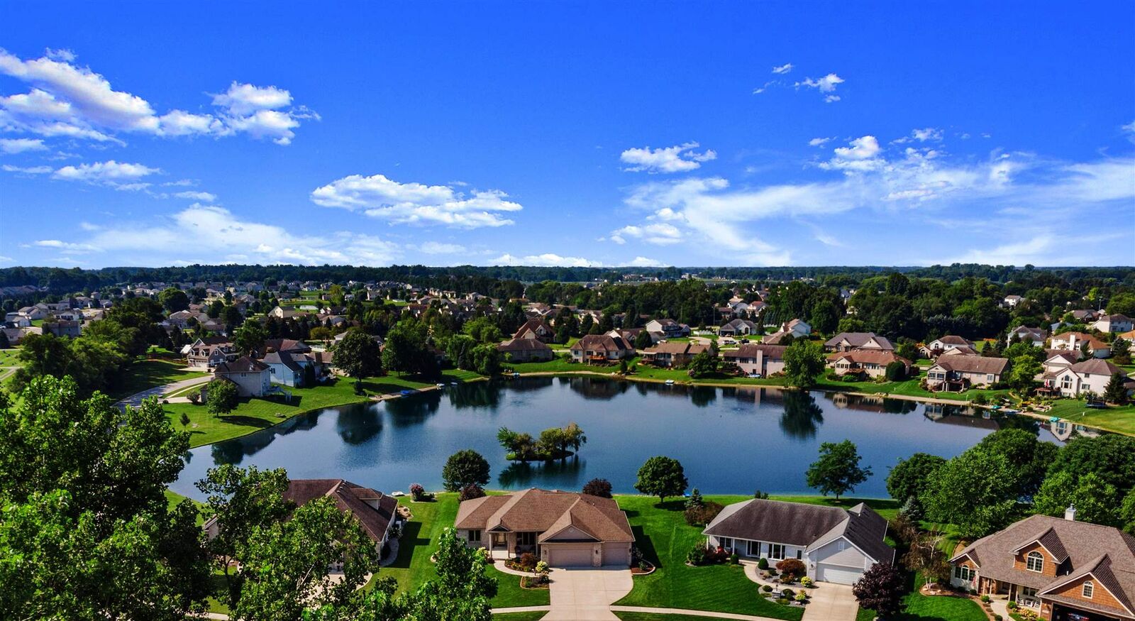 Property Photo: 16619 Amethyst Parkway IN 46845