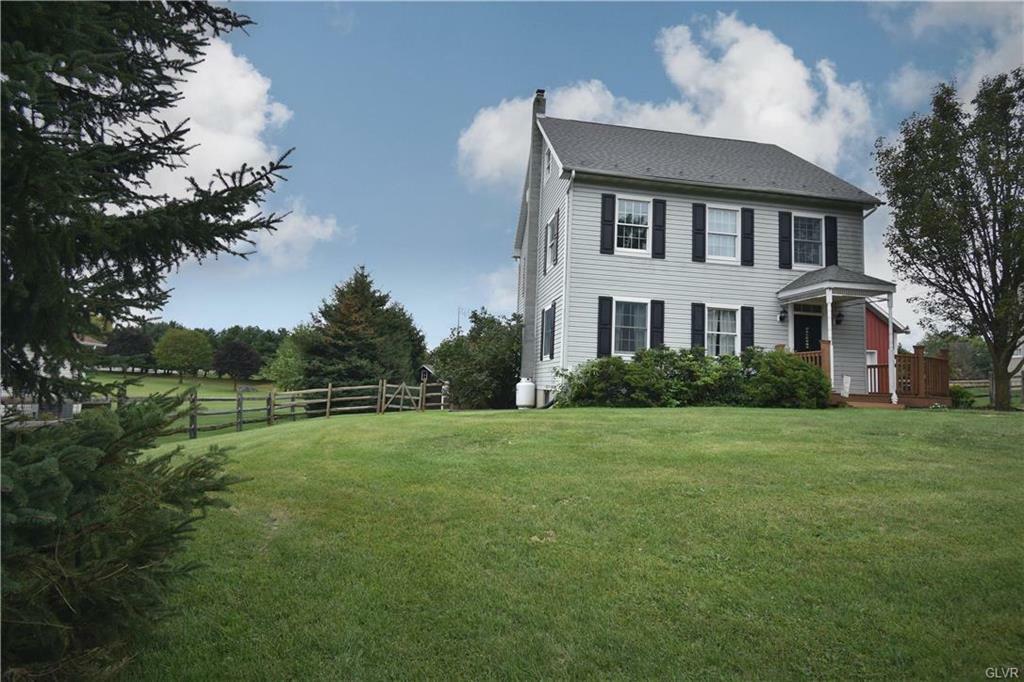 Property Photo:  4416 Farmersville Road  PA 18045 