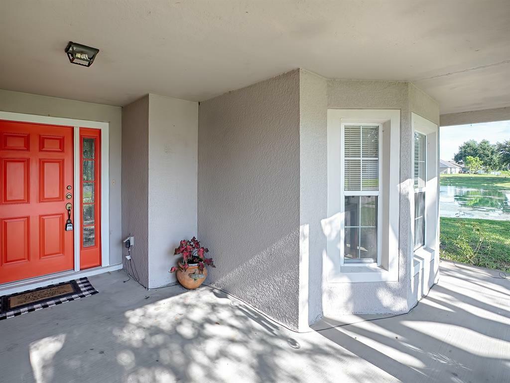 Property Photo:  2401 Merry Road  FL 32778 