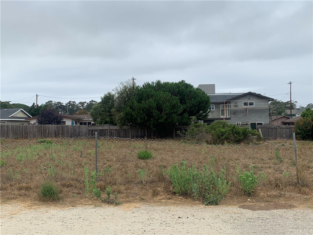 Property Photo:  1831 Sunnyhill Road  CA 93402 