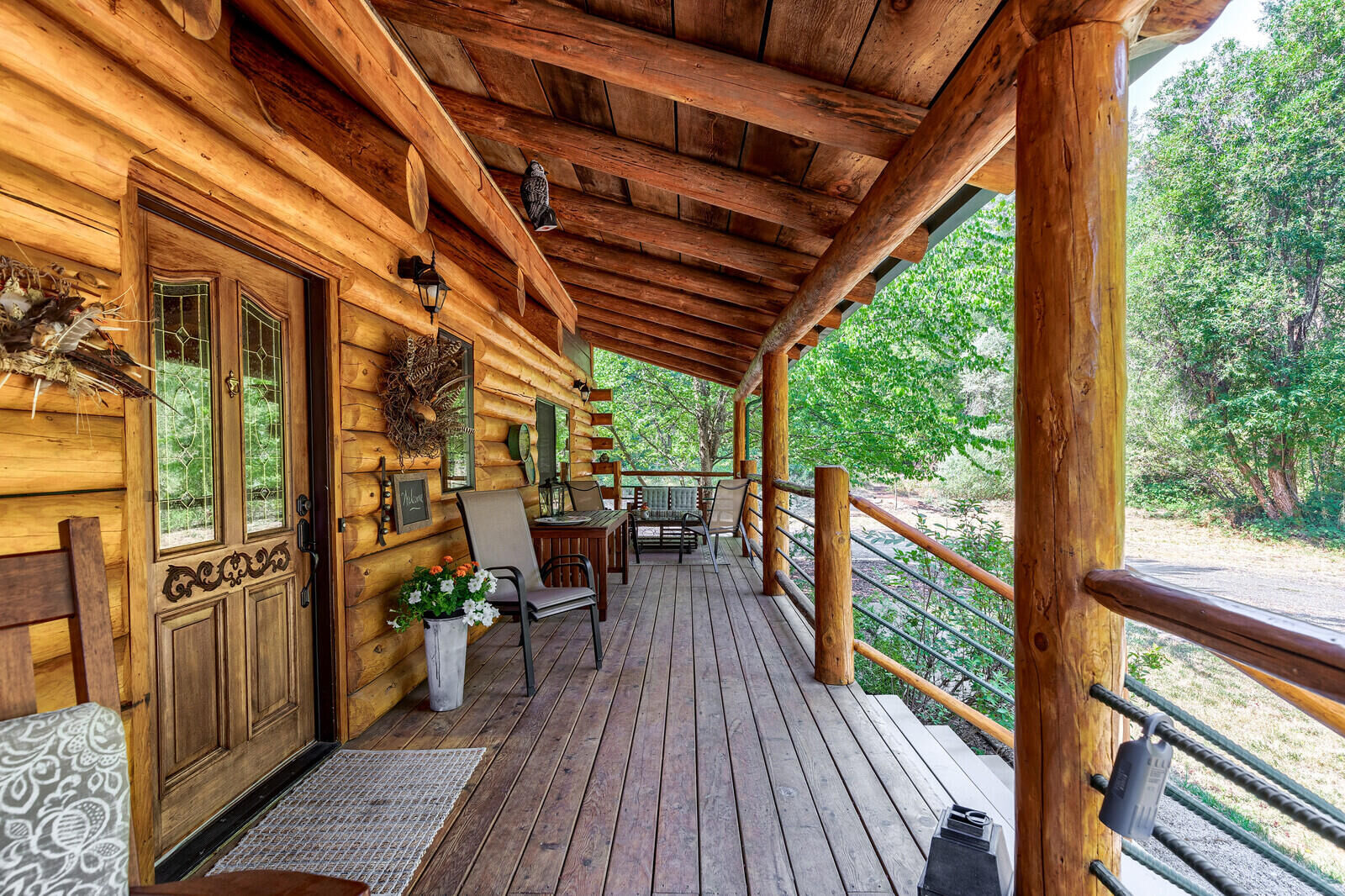 Property Photo: 487 Wagon Trail Drive OR 97530