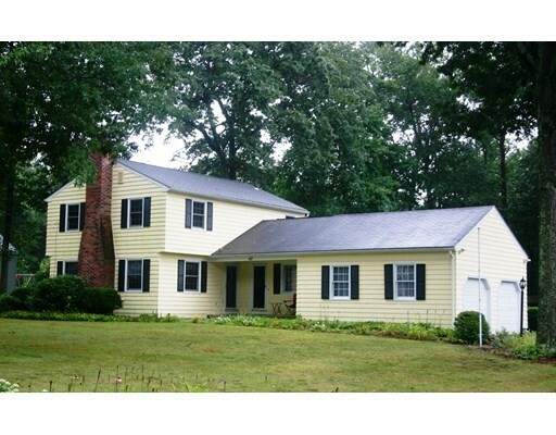 Property Photo: 40 Longview Dr MA 01095