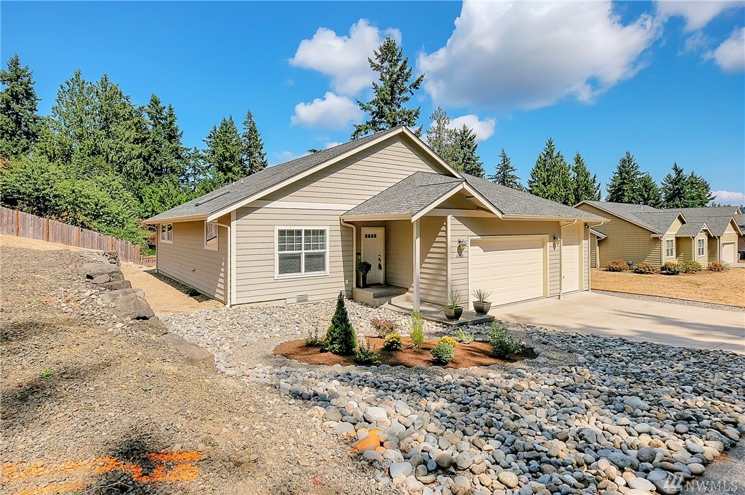 Property Photo:  4048 NE Breakwater Ct  WA 98311 