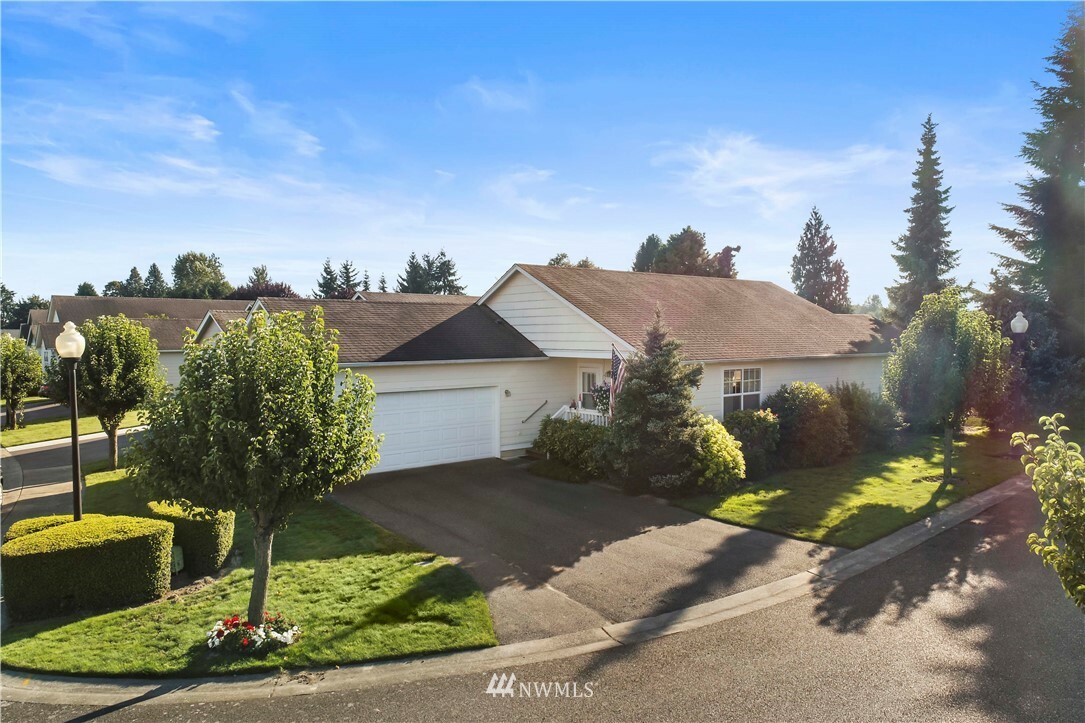 Property Photo:  1123 Fidalgo Drive  WA 98233 