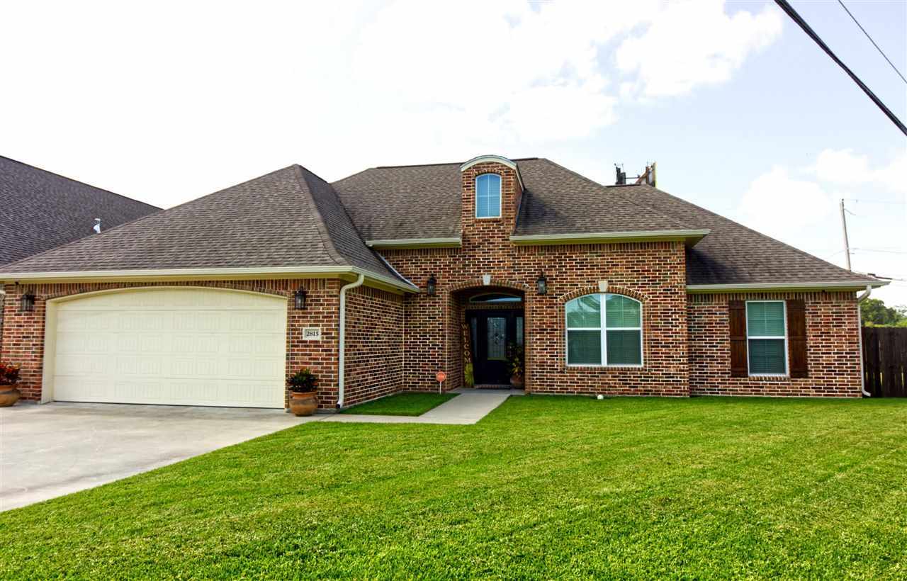 Property Photo:  2815 Eastdale Dr  TX 77619 