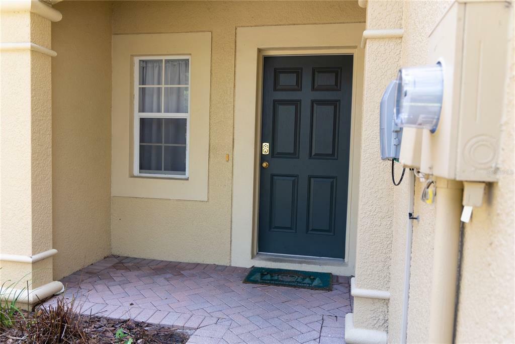 Property Photo:  9310 River Rock Lane  FL 33578 