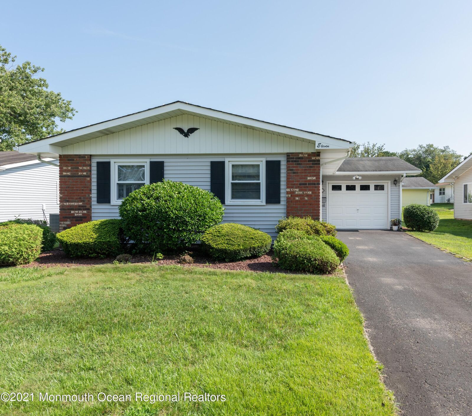 Property Photo:  11 Blake Circle  NJ 08724 