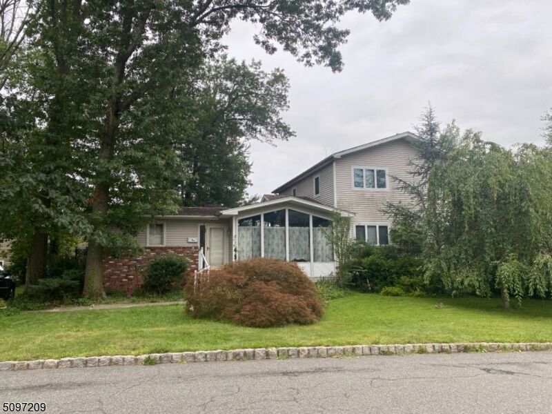 Property Photo: 19 Glen Ave NJ 07068