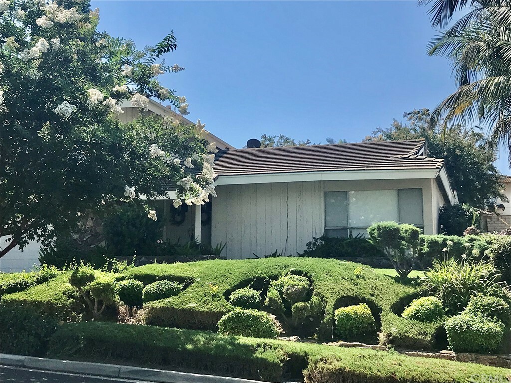 Property Photo: 1154 Woodcrest Avenue CA 92821