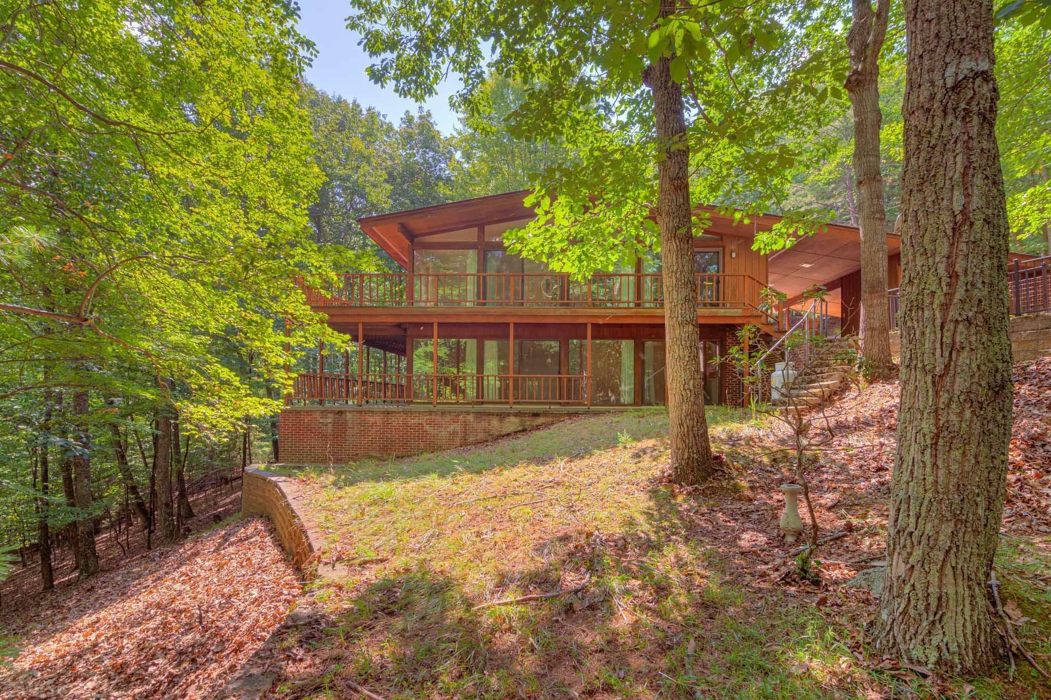 Property Photo:  1827 E Ridge Drive  VA 24060 