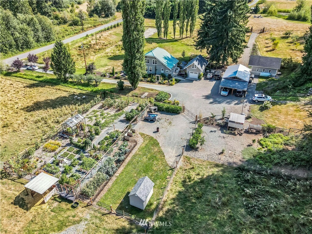 Property Photo:  1330 Connors Road  WA 98290 