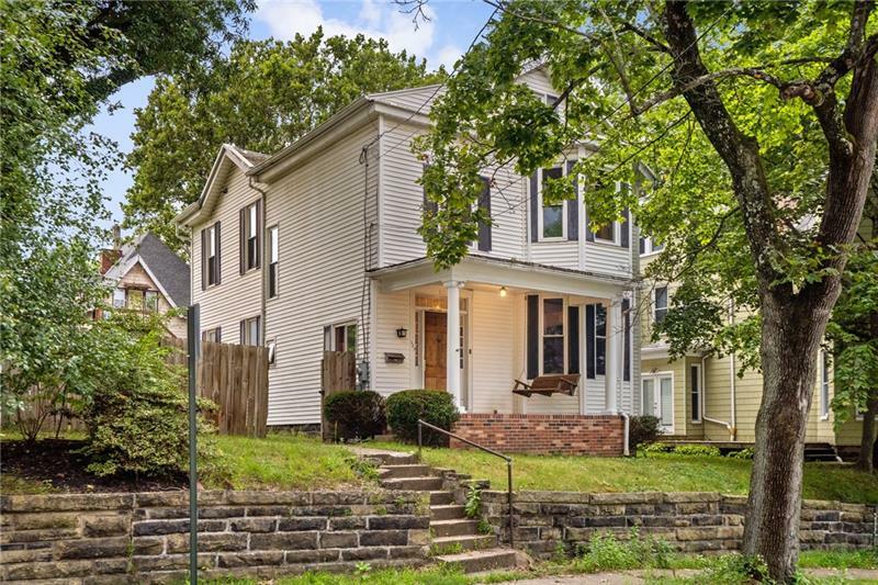 Property Photo: 422 N Maple Ave PA 15601