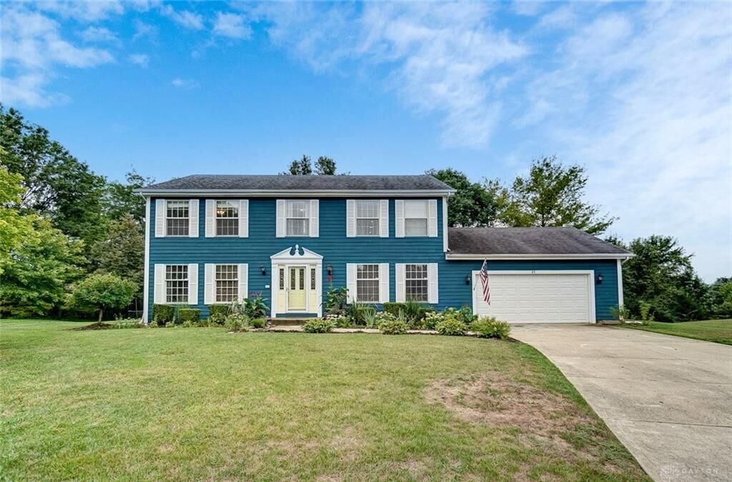 Property Photo: 45 Brookfield Court OH 45066