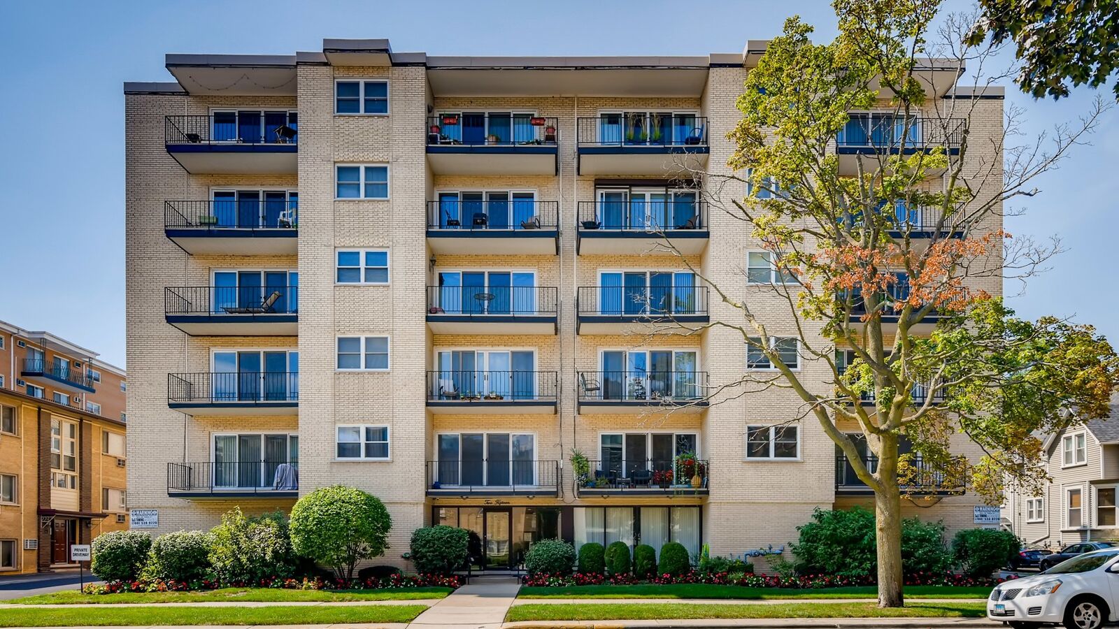 Property Photo:  215 Marengo Avenue 3E  IL 60130 