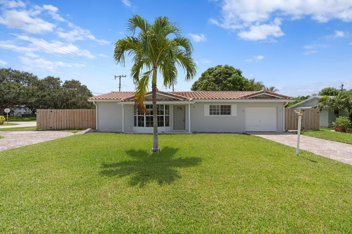 200 SW 13th Street  Boca Raton FL 33432 photo