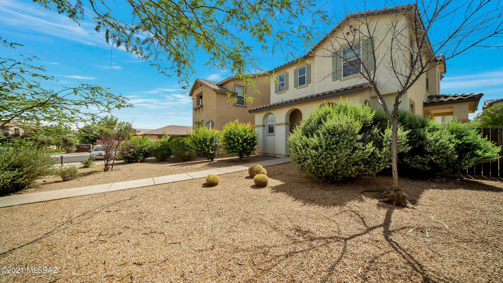 Property Photo:  562 W Paseo Celestial  AZ 85629 