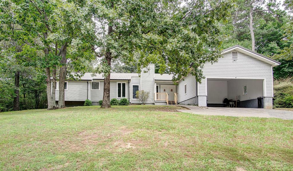 Property Photo:  214 Westwood Circle  GA 30721 