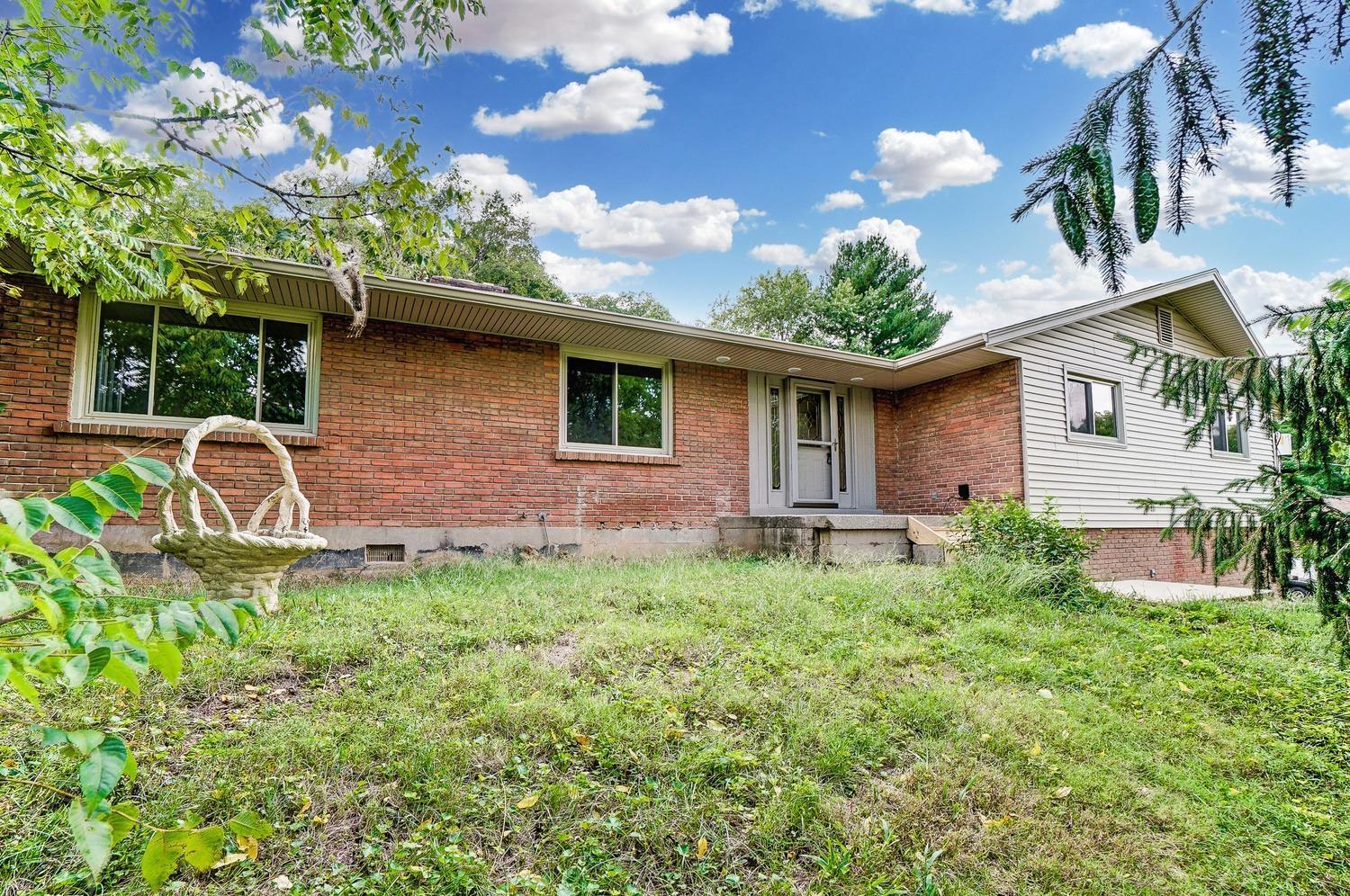 Property Photo: 6009 Dunlap Rd OH 45252
