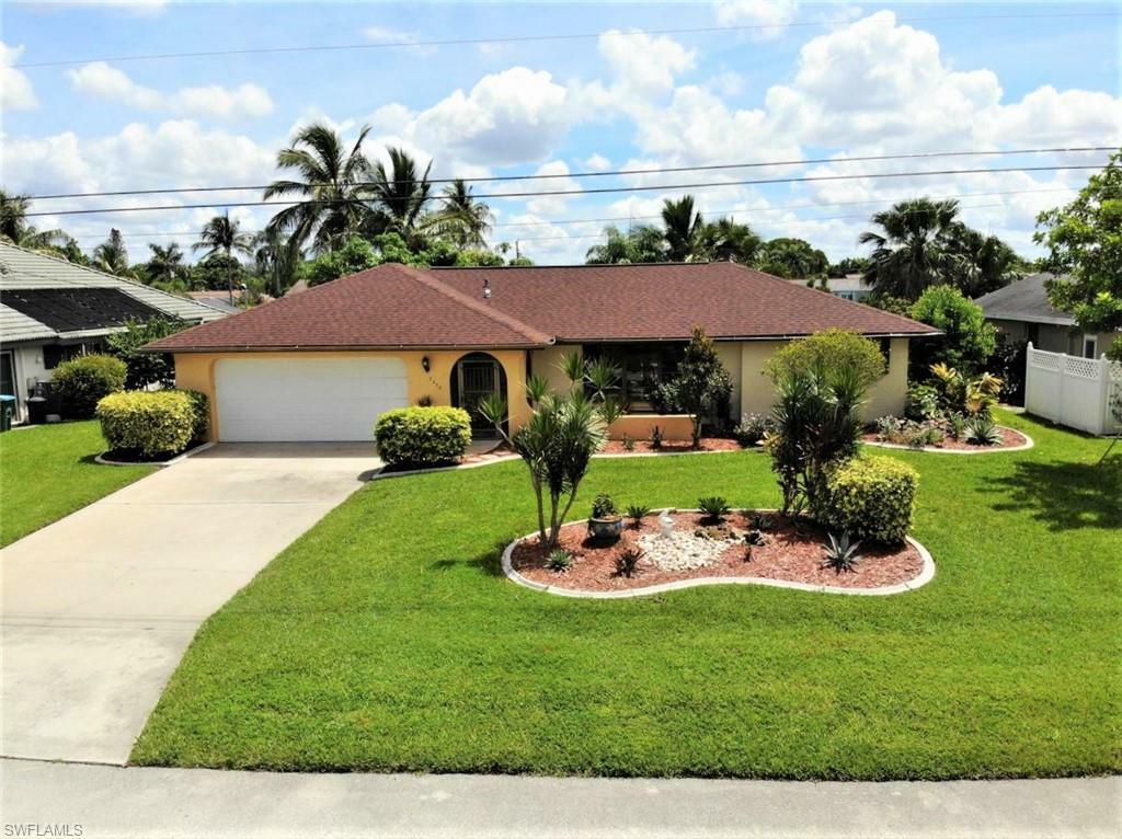 Property Photo:  3233 SE 1st Court  FL 33904 