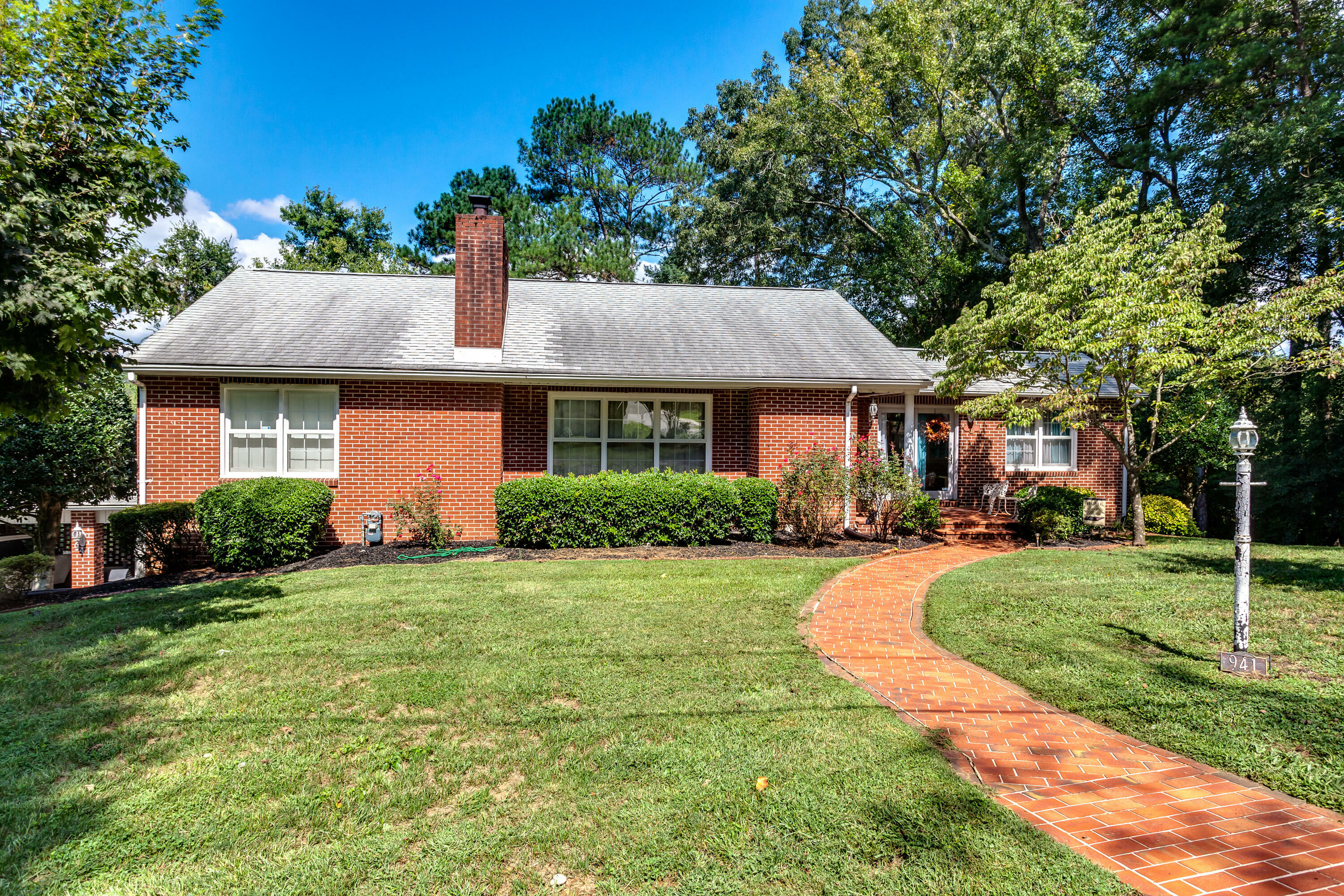 Property Photo:  941 Rosedale Ave  TN 37763 